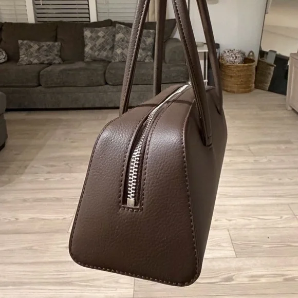 Freja Brown Shoulder Bag - Picture 6 of 7